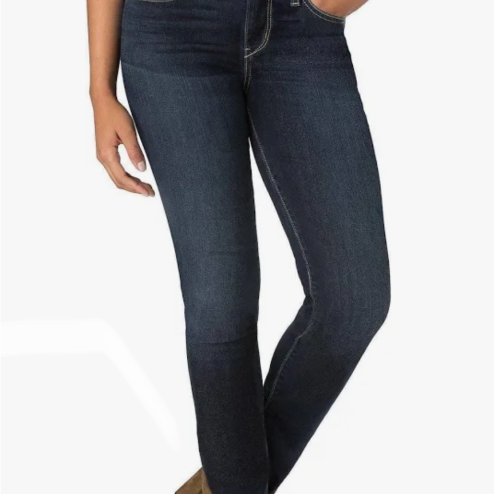 Levi’s Modern Slim Cuffed